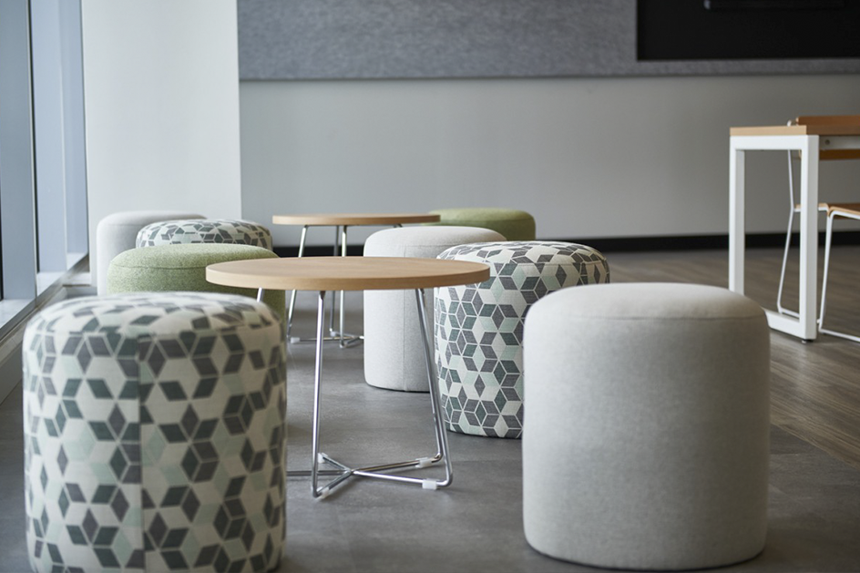 The Importance of Waiting Area Design in Enhancing Customer Experience