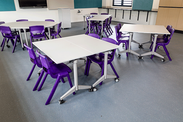 tables and chairs+classroom