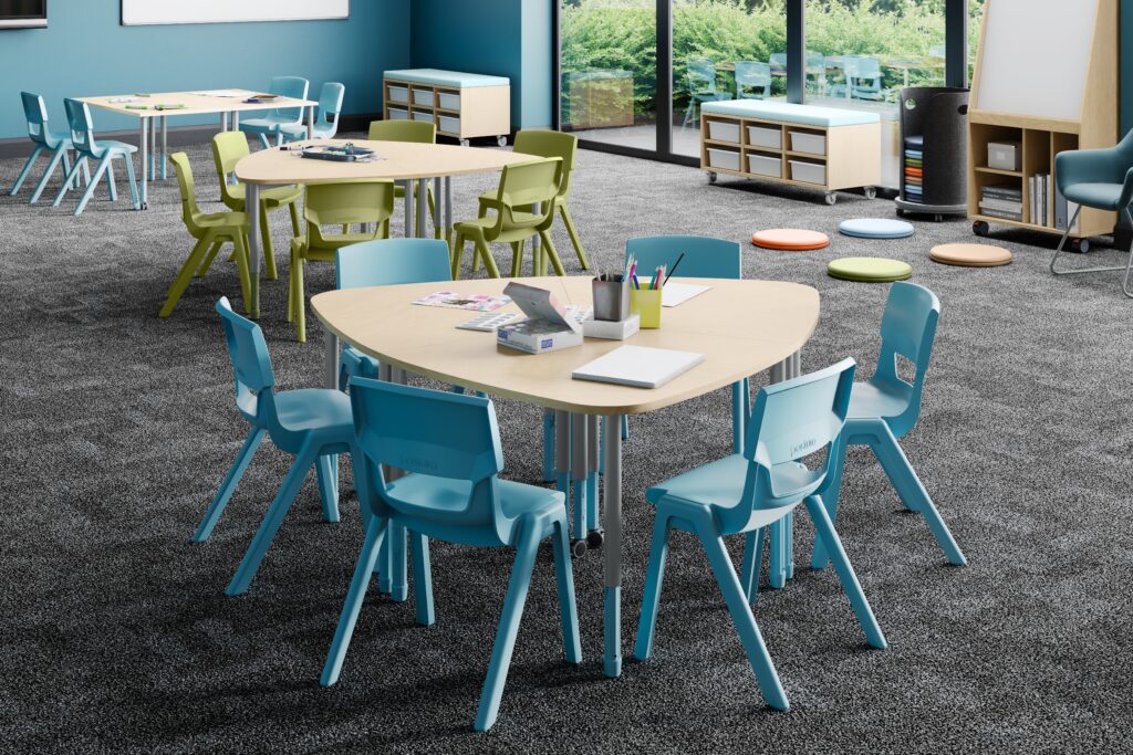 Primary School Classroom Postura Max