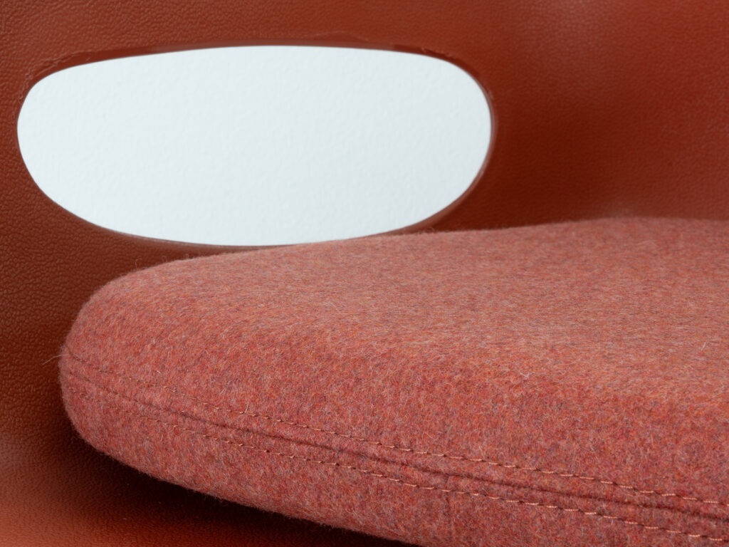 hobnob-redsand-cushion-texture